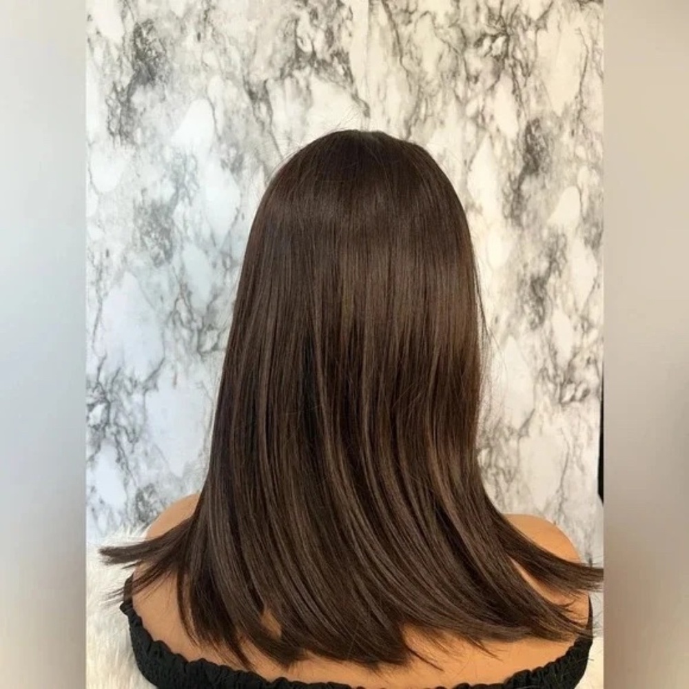 Dark Chocolate Brown Short Wig With Bangs - Picture 2 of 5
